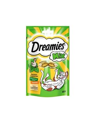 Лакомство Dreamies для взрослых кошек с курицей и кошачьей мятой «MIX» 60г